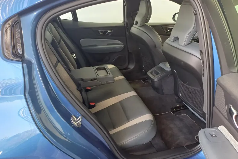 Volvo S60 din 2020 cu 62.974 km - oferta VOL161349 - foto 23