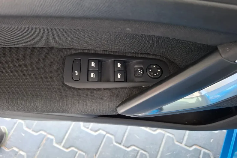 Peugeot 308 din 2020 cu 32.212 km - oferta PEU161356 - foto 8