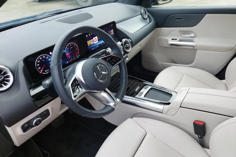 Mercedes-Benz GLA din 2024 cu 19.461 km - oferta MER161360 - foto 9