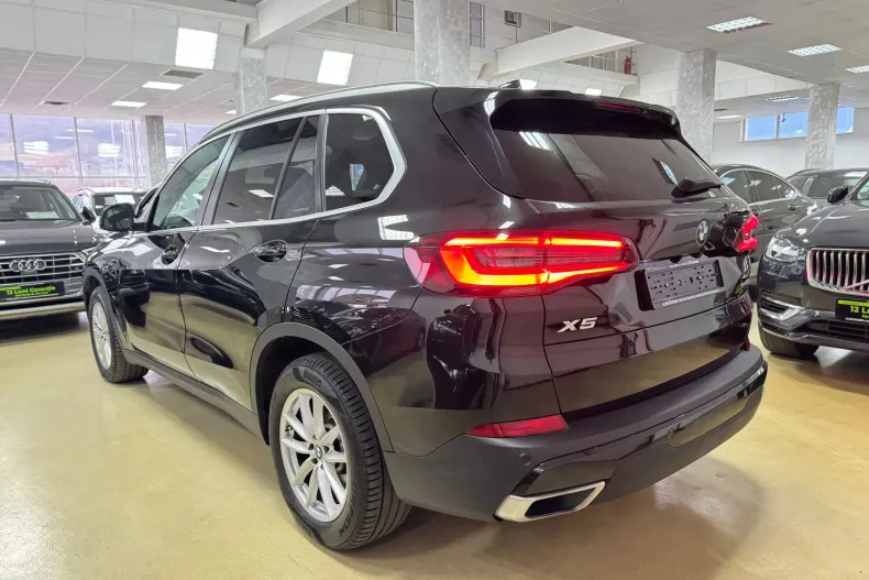BMW X5 din 2021 cu 121.895 km - oferta BMW161373 - foto 9