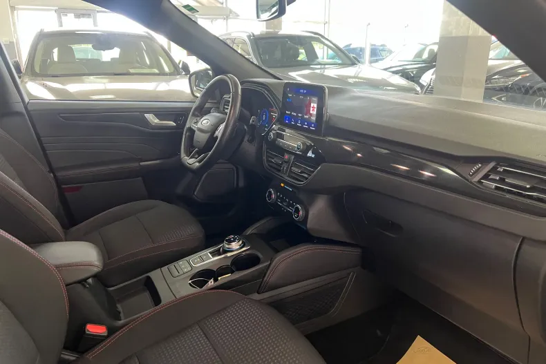 Ford Kuga din 2021 cu 136.000 km - oferta FOR161375 - foto 5