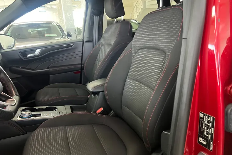 Ford Kuga din 2021 cu 136.000 km - oferta FOR161375 - foto 20