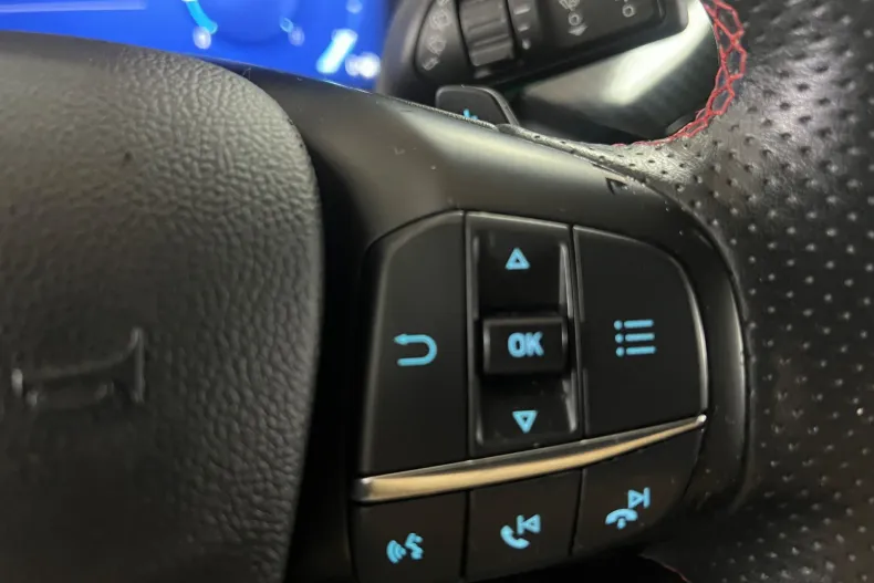 Ford Kuga din 2021 cu 136.000 km - oferta FOR161375 - foto 28