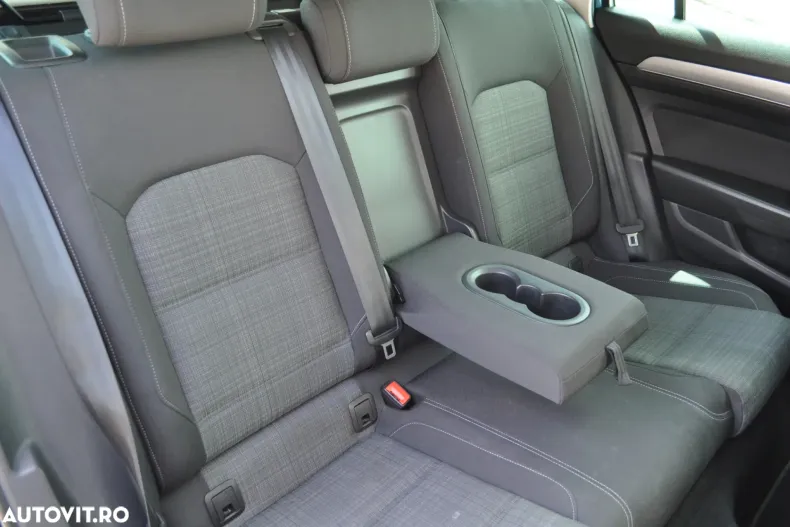 Volkswagen Passat din 2021 cu 160.788 km - oferta VOL161382 - foto 22