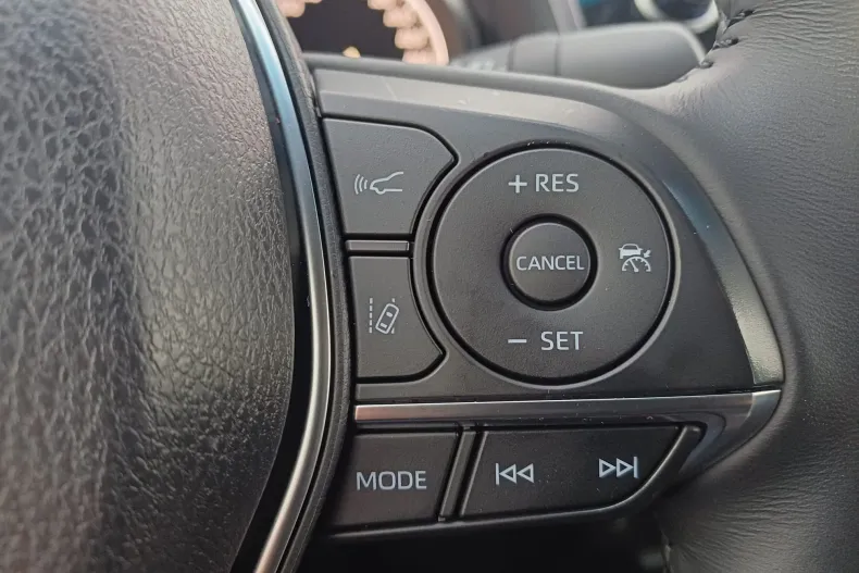 Toyota Camry din 2020 cu 71.500 km - oferta TOY161402 - foto 15