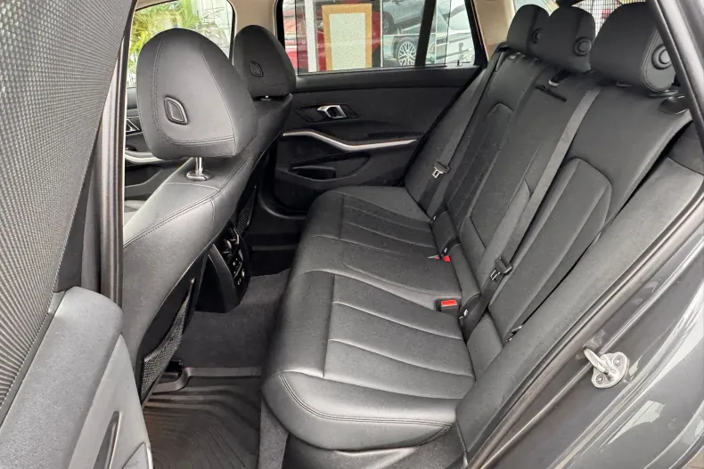 BMW Seria 3 din 2020 cu 97.556 km - oferta BMW161405 - foto 14