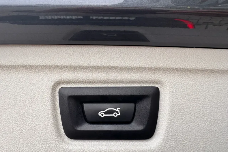 BMW Seria 3 din 2020 cu 97.556 km - oferta BMW161405 - foto 17