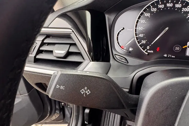 BMW Seria 3 din 2020 cu 97.556 km - oferta BMW161405 - foto 37