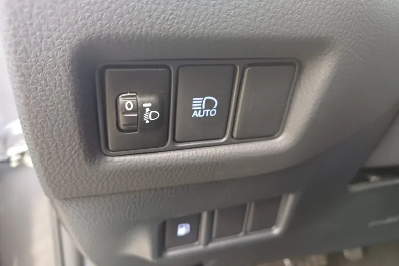 Toyota C-HR din 2023 cu 33.400 km - oferta TOY161406 - foto 13