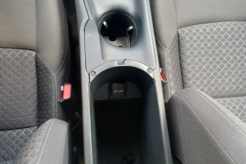 Toyota C-HR din 2023 cu 33.400 km - oferta TOY161406 - foto 22