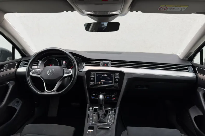 Volkswagen Passat din 2021 cu 66.843 km - oferta VOL161410 - foto 24