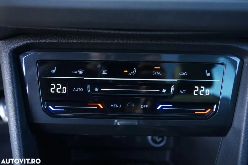 Volkswagen Tiguan din 2021 cu 43.298 km - oferta VOL161412 - foto 21