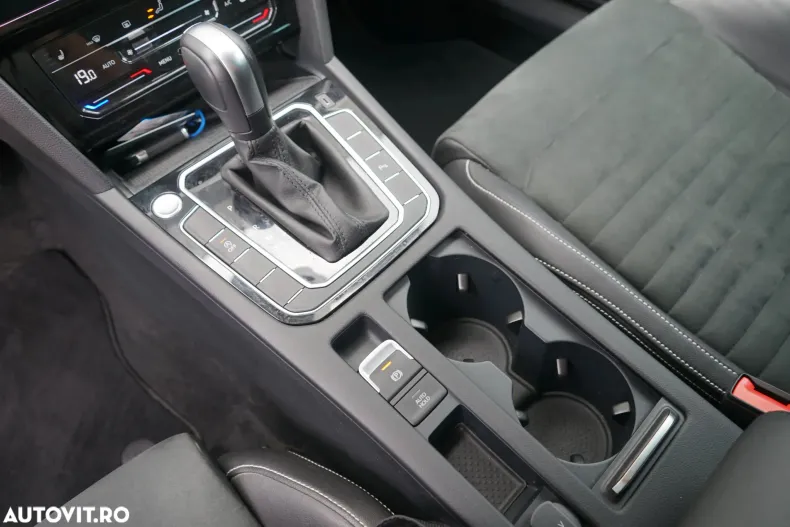 Volkswagen Passat din 2021 cu 133.168 km - oferta VOL161414 - foto 25