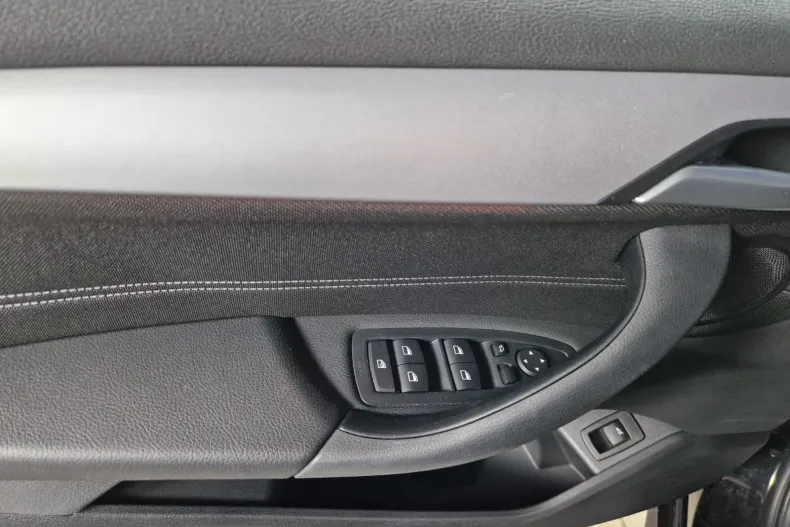 BMW X1 din 2020 cu 18.075 km - oferta BMW161421 - foto 10