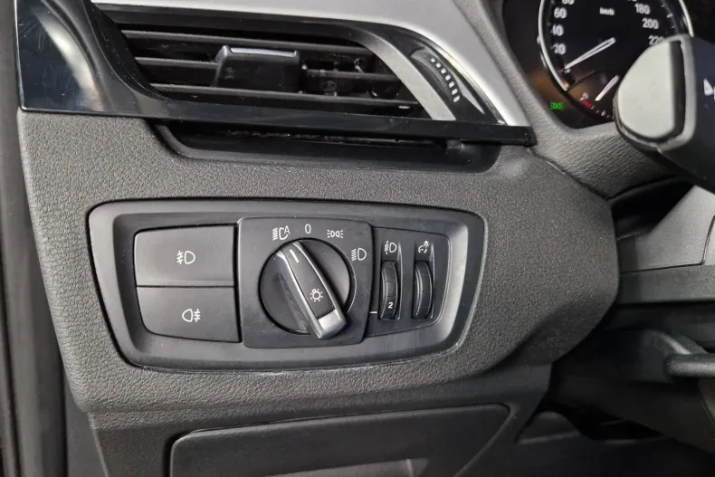 BMW X1 din 2020 cu 18.075 km - oferta BMW161421 - foto 18