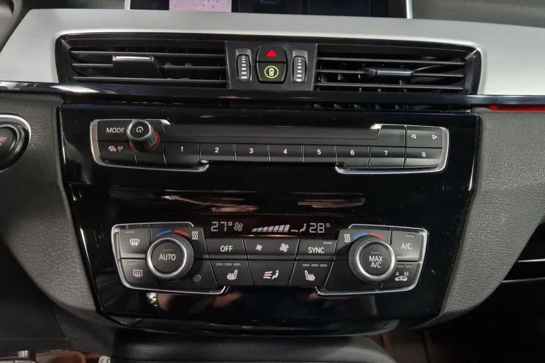 BMW X1 din 2020 cu 18.075 km - oferta BMW161421 - foto 27