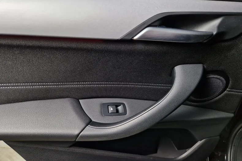 BMW X1 din 2020 cu 18.075 km - oferta BMW161421 - foto 29