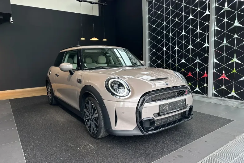 MINI Cooper S din 2021 cu 14.915 km - oferta MIN161426 - foto 2
