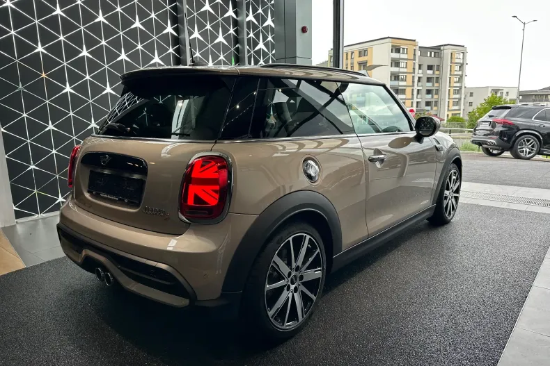 MINI Cooper S din 2021 cu 14.915 km - oferta MIN161426 - foto 3