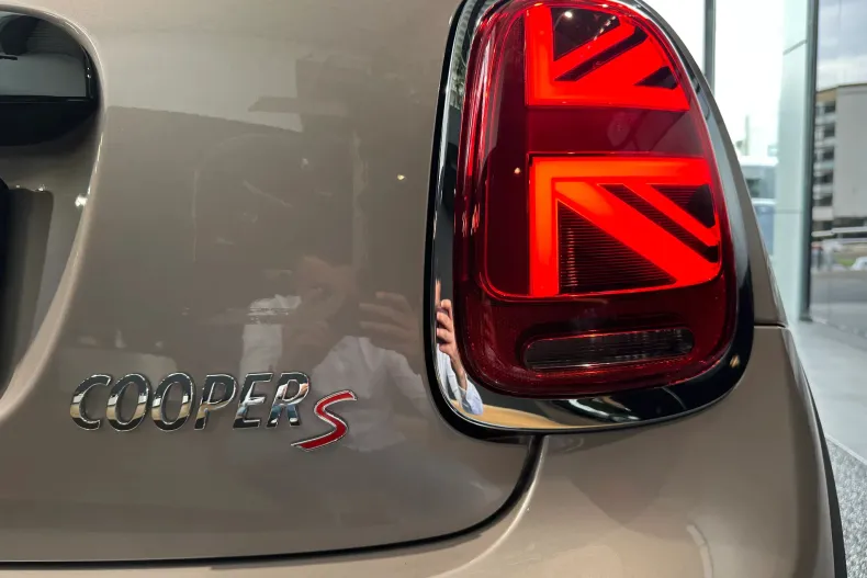 MINI Cooper S din 2021 cu 14.915 km - oferta MIN161426 - foto 17