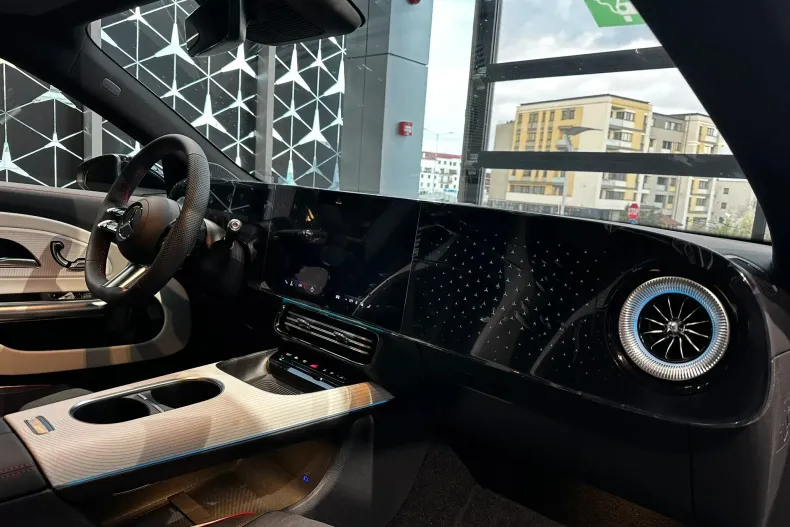 Mercedes-Benz CLA din 2025 cu 10 km - oferta MER161428 - foto 9