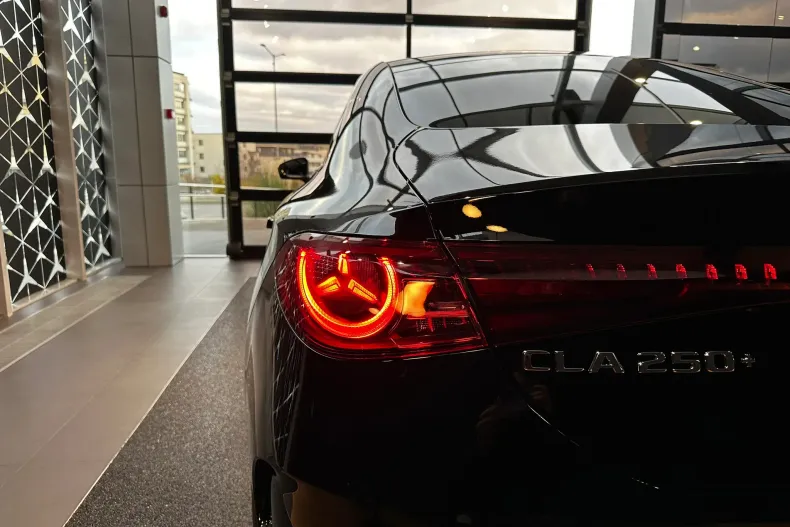 Mercedes-Benz CLA din 2025 cu 10 km - oferta MER161428 - foto 16