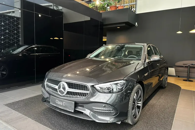 Mercedes-Benz C din 2025 cu 11 km - oferta MER161429 - foto 3