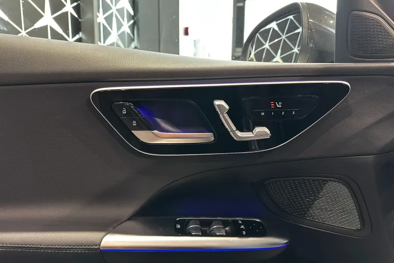 Mercedes-Benz C din 2025 cu 11 km - oferta MER161429 - foto 8