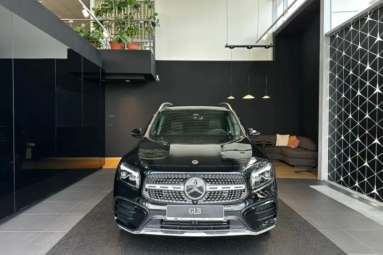 Mercedes-Benz GLB din 2025 cu 100 km - oferta MER161431 - foto 1
