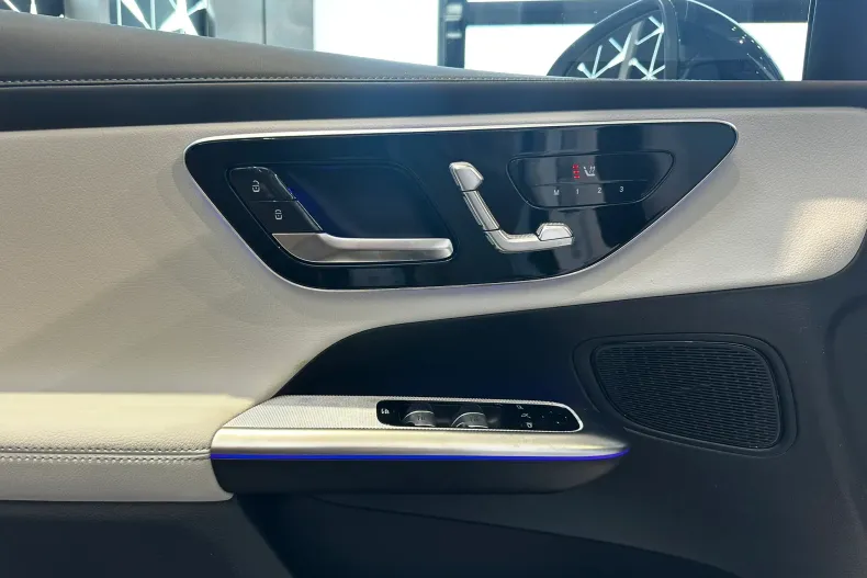 Mercedes-Benz GLC din 2025 cu 6.000 km - oferta MER161433 - foto 9