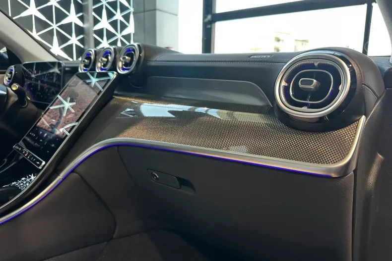 Mercedes-Benz GLC din 2025 cu 6.000 km - oferta MER161433 - foto 12