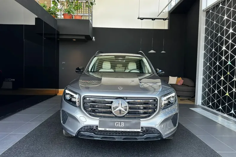 Mercedes-Benz GLB din 2025 cu 19 km - oferta MER161434 - foto 1
