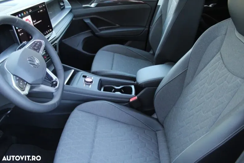 Volkswagen Tayron din 2025 cu 4.300 km - oferta VOL161443 - foto 5