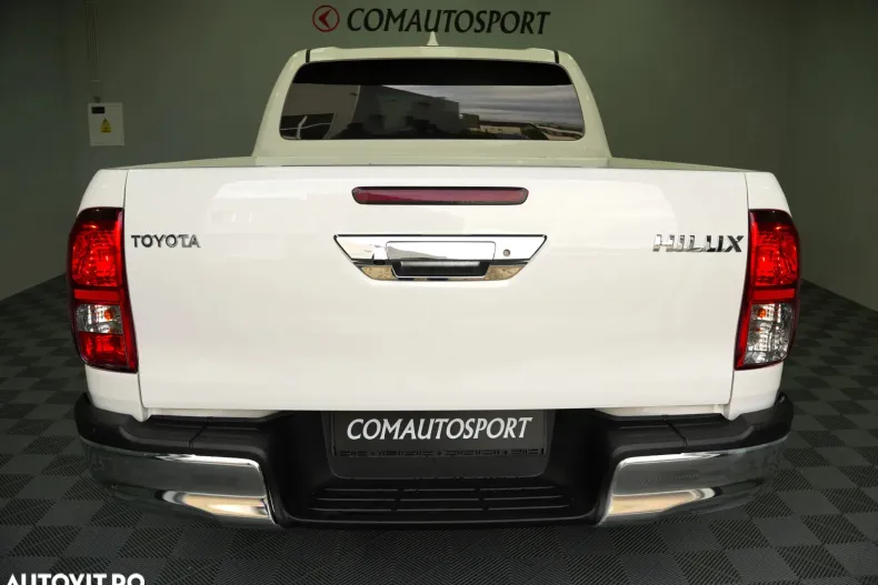 Toyota Hilux din 2023 cu 110.000 km - oferta TOY161449 - foto 5