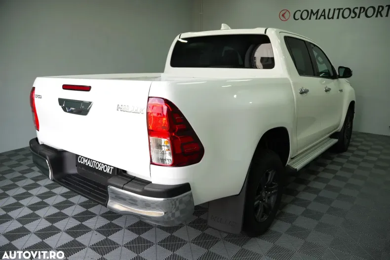 Toyota Hilux din 2023 cu 110.000 km - oferta TOY161449 - foto 6