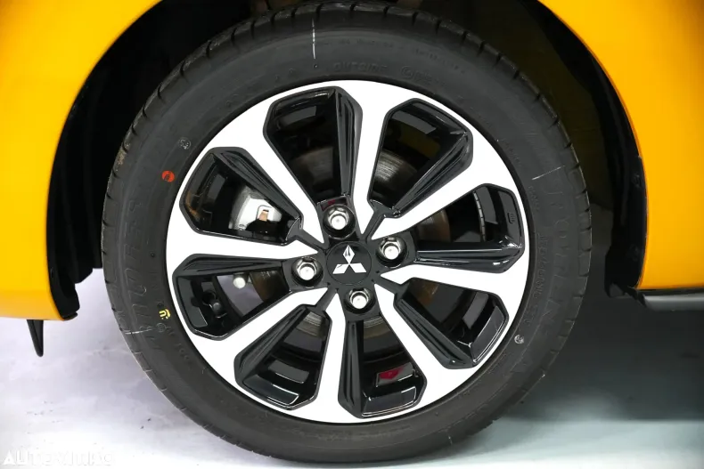 Mitsubishi Space Star din 2023 cu 15 km - oferta MIT161466 - foto 4