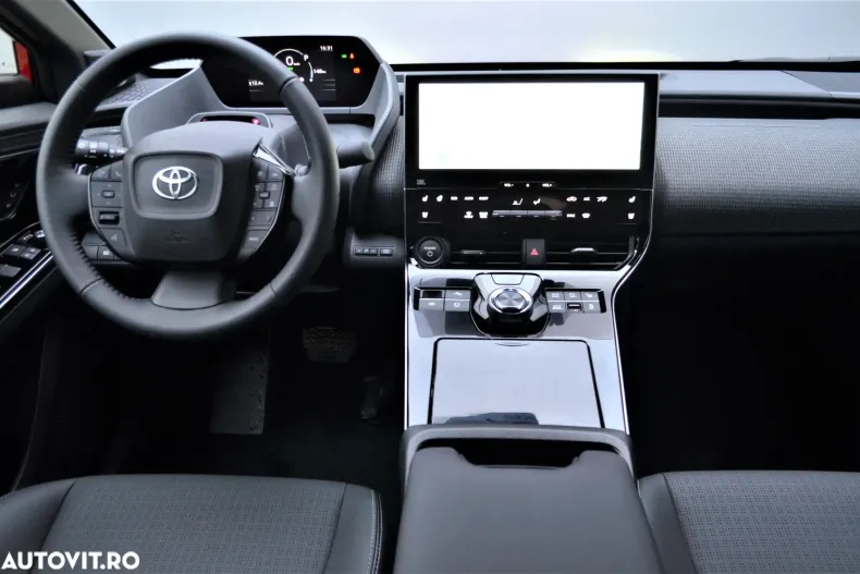 Toyota bZ4X din 2022 cu 13.000 km - oferta TOY161469 - foto 7