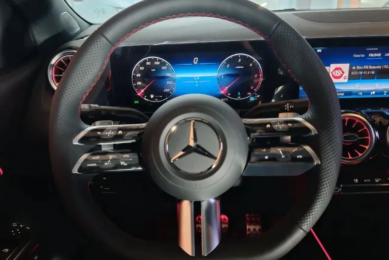 Mercedes-Benz GLA din 2025 cu 1 km - oferta MER161478 - foto 21