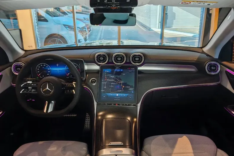 Mercedes-Benz GLC din 2025 cu 1 km - oferta MER161480 - foto 6