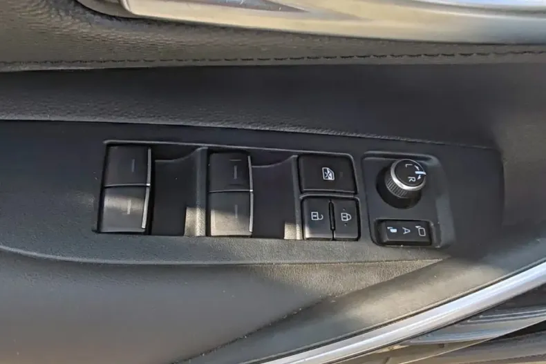 Toyota Corolla din 2022 cu 91.741 km - oferta TOY161485 - foto 6