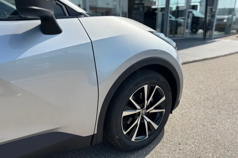 Toyota C-HR din 2025 cu 5 km - oferta TOY161488 - foto 19