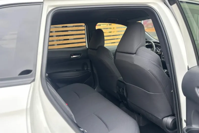 Toyota Corolla din 2025 cu 7 km - oferta TOY161490 - foto 9