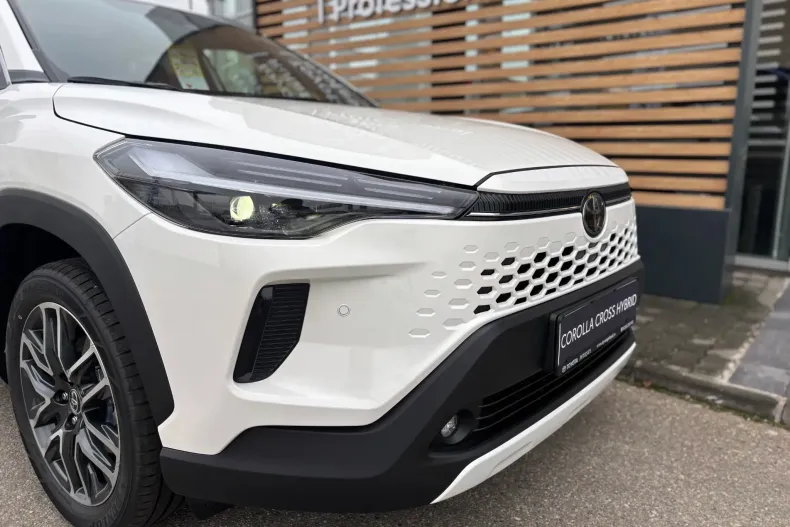 Toyota Corolla din 2025 cu 7 km - oferta TOY161490 - foto 12