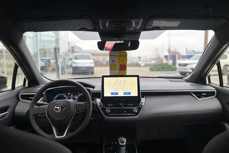 Toyota Corolla din 2025 cu 7 km - oferta TOY161490 - foto 15