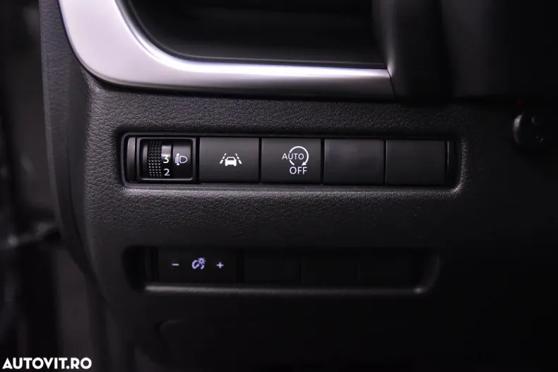 Nissan Qashqai din 2023 cu 13.562 km - oferta NIS161500 - foto 15