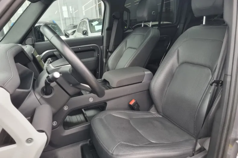 Land Rover Defender din 2022 cu 71.000 km - oferta LAN161506 - foto 15