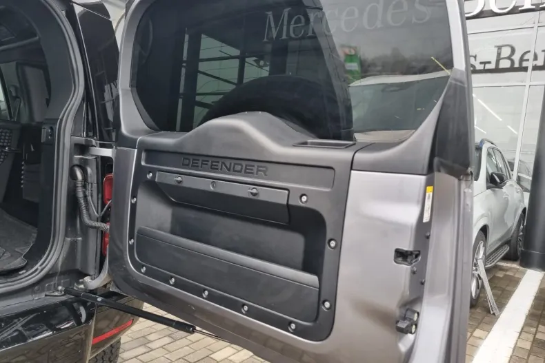 Land Rover Defender din 2022 cu 71.000 km - oferta LAN161506 - foto 19