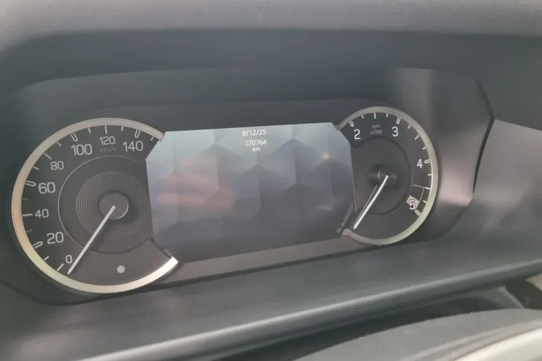 Land Rover Defender din 2022 cu 71.000 km - oferta LAN161506 - foto 21