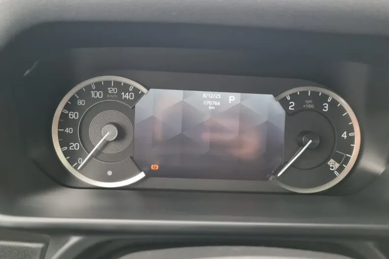 Land Rover Defender din 2022 cu 71.000 km - oferta LAN161506 - foto 27