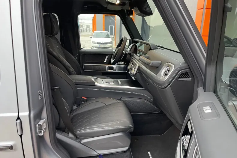 Mercedes-Benz G din 2024 cu 14.323 km - oferta MER161507 - foto 12